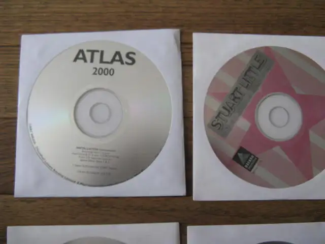 Vintage Windows PC software + FREE DVD drive for desktop PC in Desktop Computers in City of Montréal - Image 6