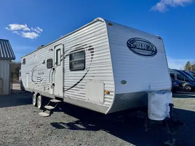 Don't miss your chance at this Amazing FAMILY Bunkhouse, in pristine condition!! This beauty just ca...