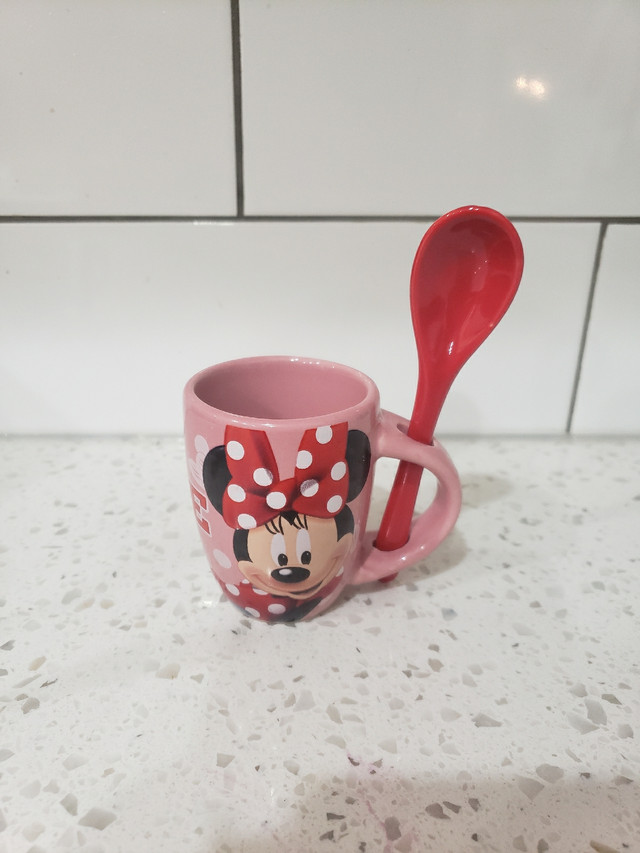 Disney Minnie Mouse Espresso Cups and Spoons Set in Kitchen & Dining Wares in Winnipeg - Image 2
