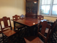 Knechtel Dining Suite