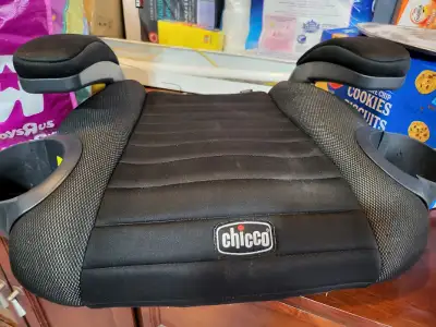 CHICCO YOUTH BOOSTER CAR SEAT, View more