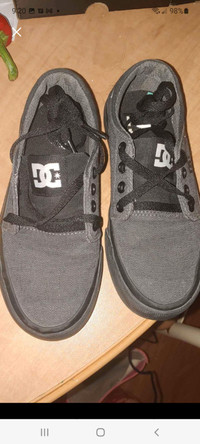 DC kids  size 13 sneakers