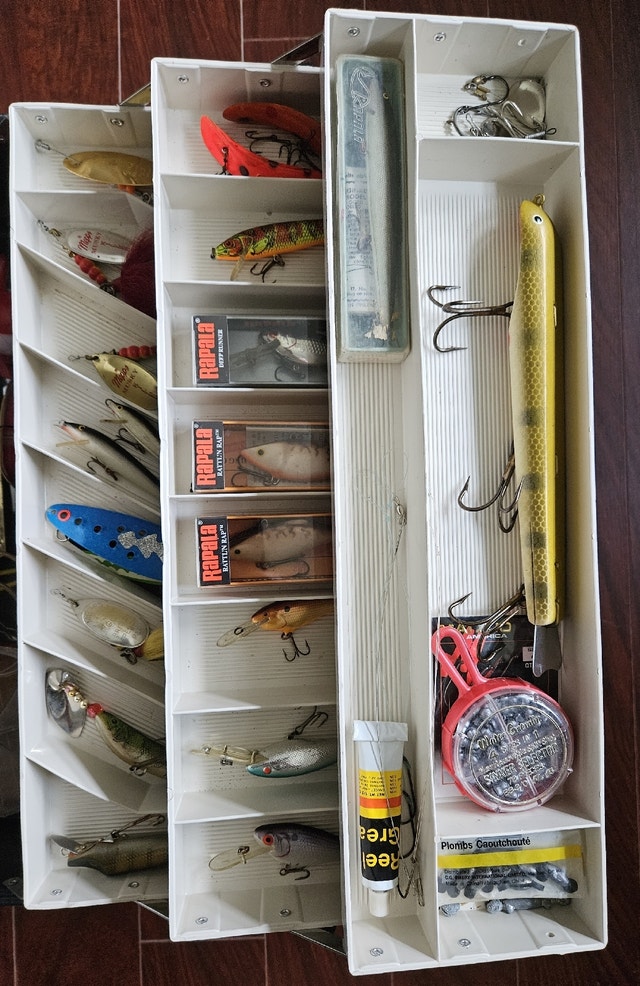 Fishing equipment Fishing, Camping & Outdoors Kitchener / Waterloo