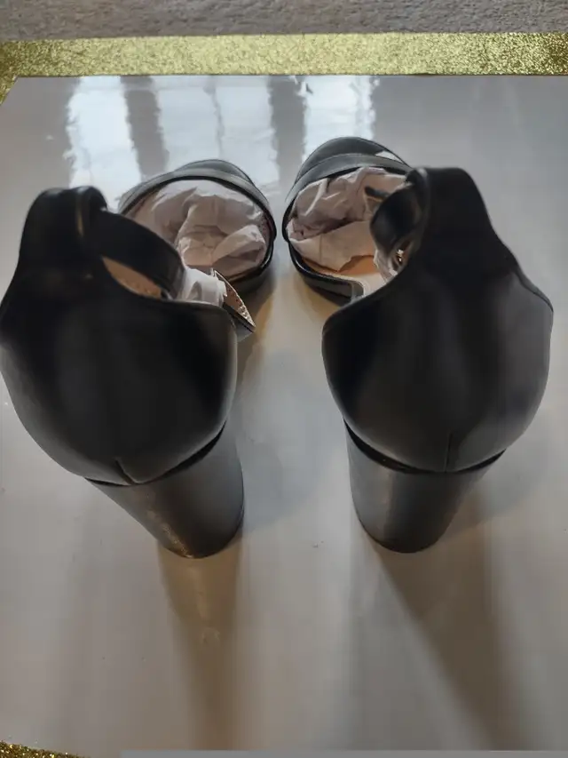 Women's shoes size 7, wuorwu, Kanata, ottawa in Women's - Shoes in Ottawa - Image 6