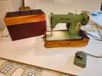 Vintage Singer 185J Sewing Machine Portable Working