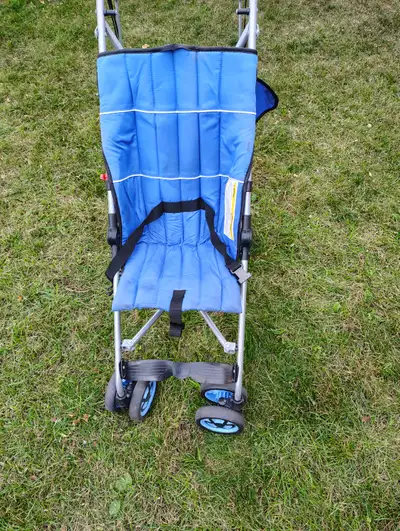 Toddler stroller/Poussette petit enfant, View more