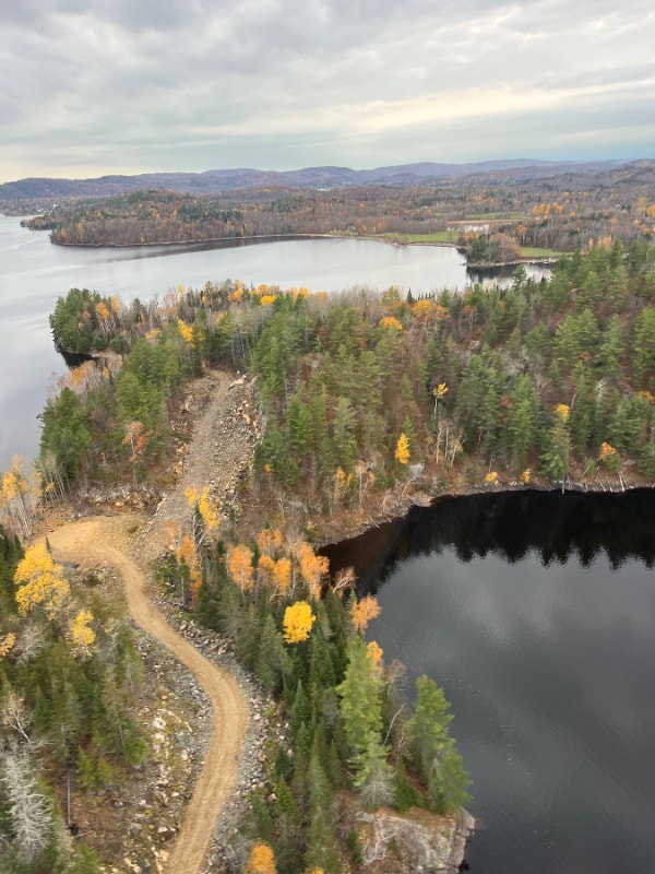TERRAINS À VENDRE AU BORD DE L'EAU — photo 2
