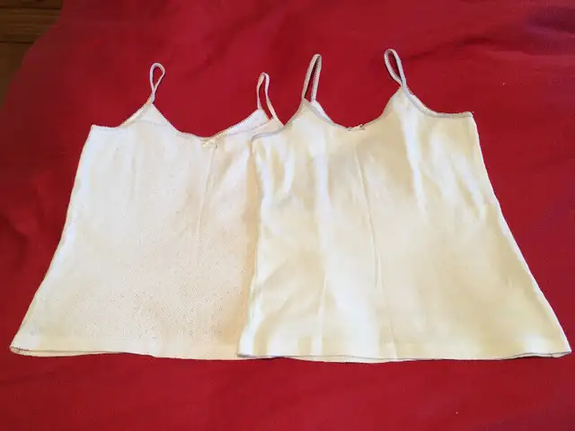 Vêtements 5 - 6 ans  fillette et garçon in Kids & Youth in Longueuil / South Shore - Image 10