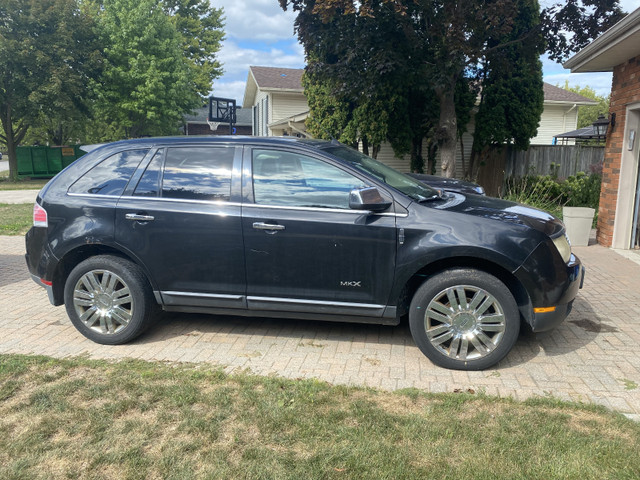 2010 Lincoln MKX - AWD in Cars & Trucks in Windsor Region