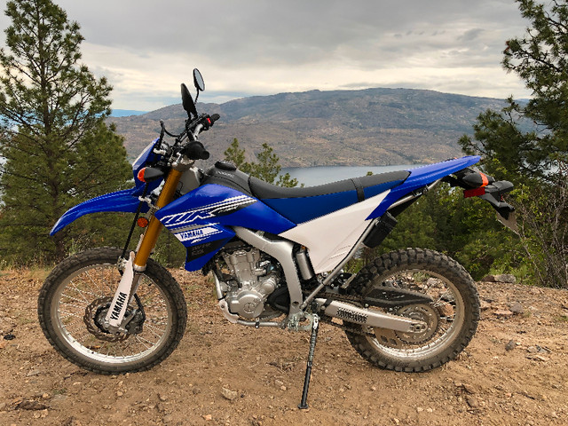2020 Yamaha WR250R - Like New in Dirt Bikes & Motocross in Vernon - Image 4
