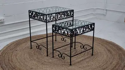 No deposit required Cash payment only Price : $125 for the set Available, Set of 2 mid-century nesti...