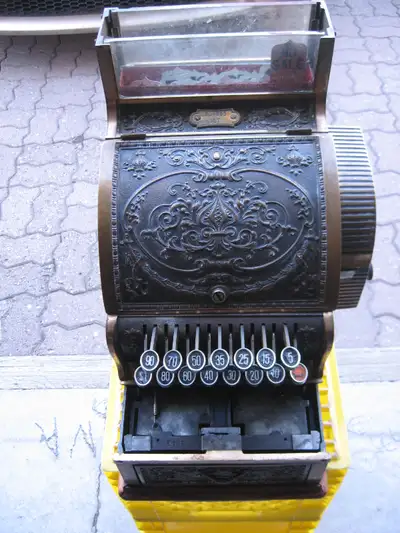Vintage used National Cash Register model # 317. Good working order, all keys and bell work. Missing...