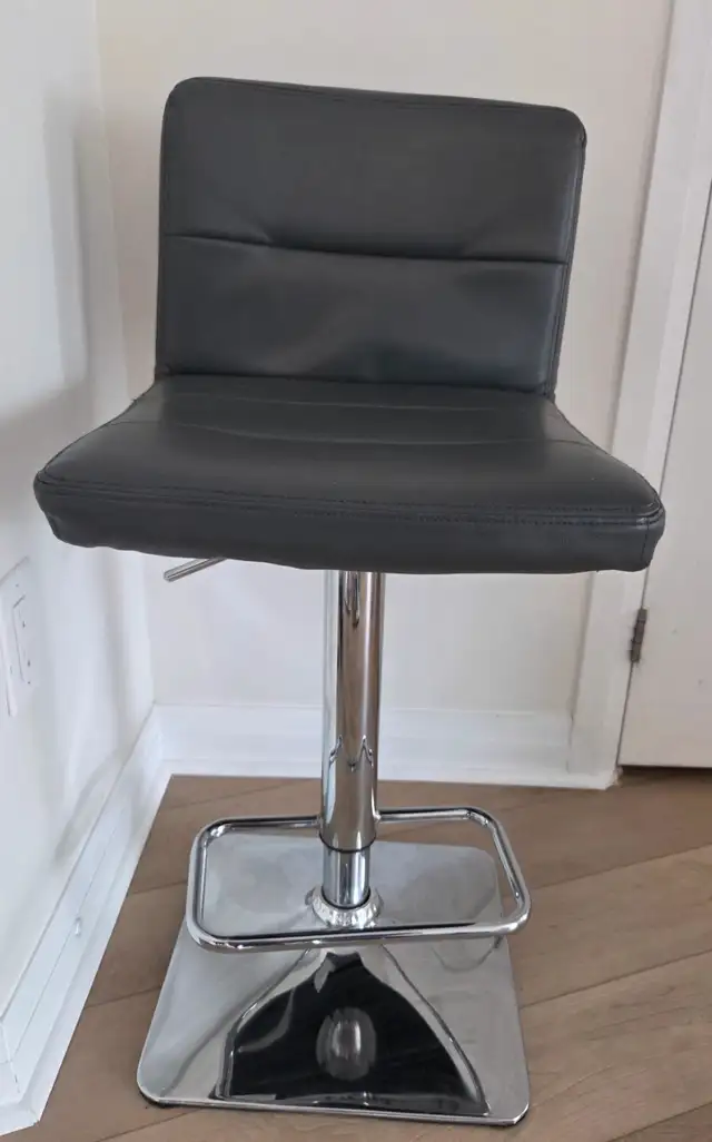 Grey Faux Leather Bar Stools in Chairs & Recliners in City of Toronto - Image 3