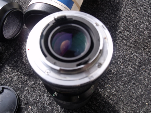 Tamron 80-210mm. F/3.8.4 Zoom Camera lens in Cameras & Camcorders in Peterborough - Image 3