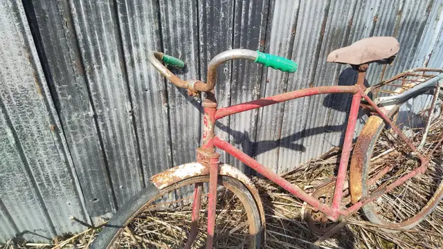 1940s antique CCM bicycle original in Other in Norfolk County - Image 5