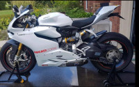 White 2013 Ducati Panigale 1199S with Tune Boy Mod