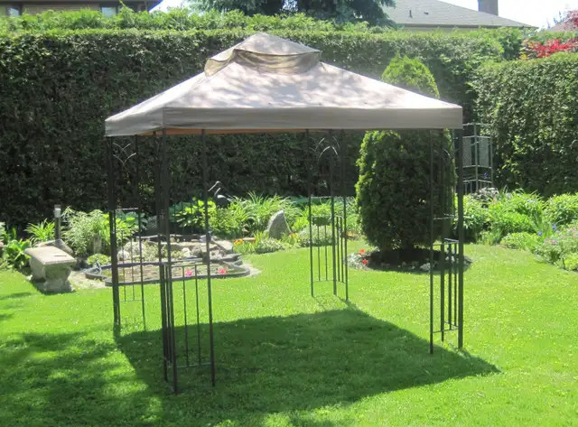 Gazebo  8 x 8.  Like new62863734671490126