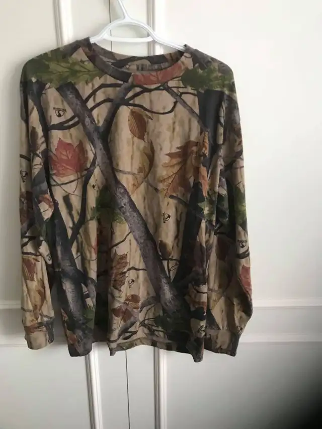 Granby : Manteau  doublé de chasse pour homme et chandails in Men's in Granby - Image 9