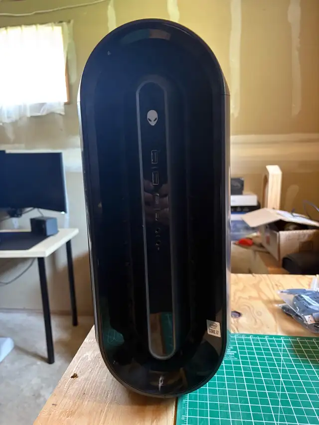 GTX 3080 Alienware Gaming Computer in Desktop Computers in Ottawa - Image 5