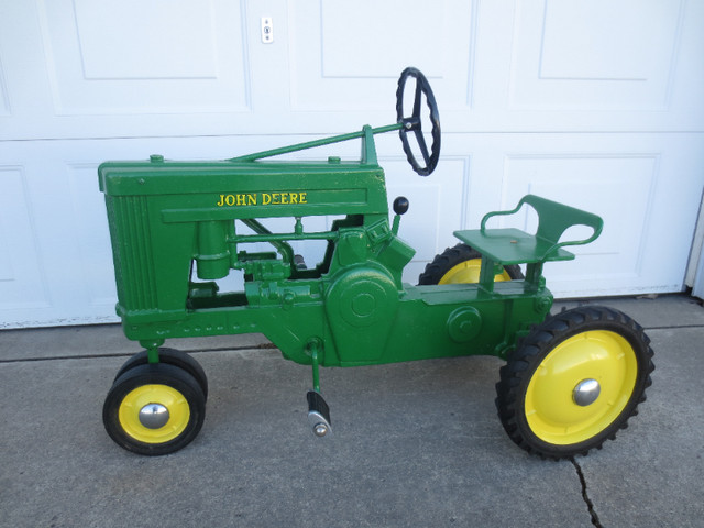 1954 John Deere Model 60 Pedal Tractor in Arts & Collectibles in Sarnia