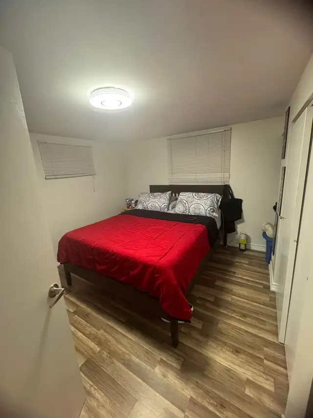 1 Bedroom Spacious Basement Apartment - Milton, Ontario in Long Term Rentals in Oakville / Halton Region - Image 9