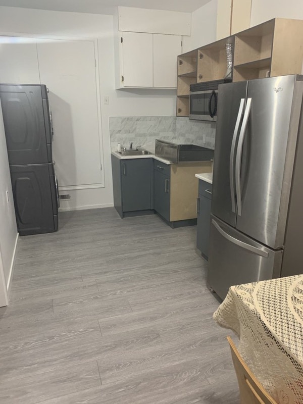 2 BDRM, 1xBTH Newly Built Side Suite in Luxurious Fraser Heights Short Term Rentals Delta