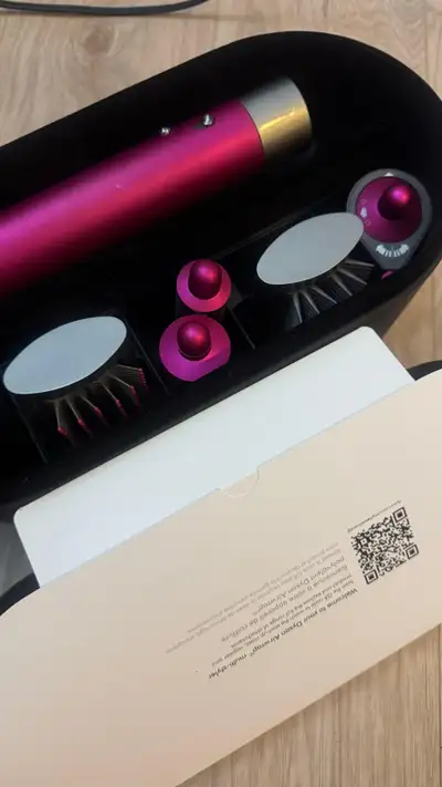 Dyson Airwrap Multi-Styler – Model HS05, View more