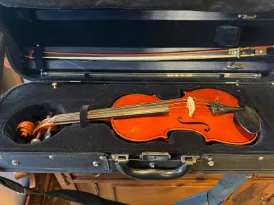 GEWA Concerta 3/4 Violin and stand 