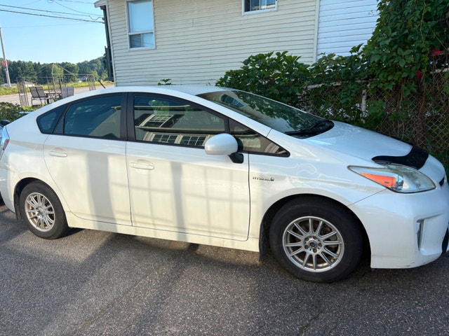 Toyota prius 2012