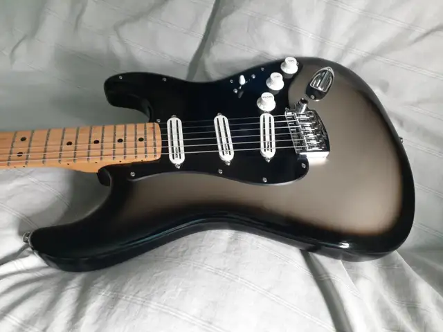 Fender Stratocaster62863266783617122