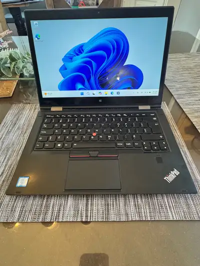 Lenovo ThinkPad X1 Yoga mode tablette, View more