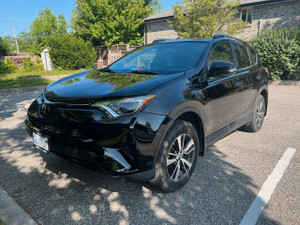 2018 Toyota RAV 4 LE