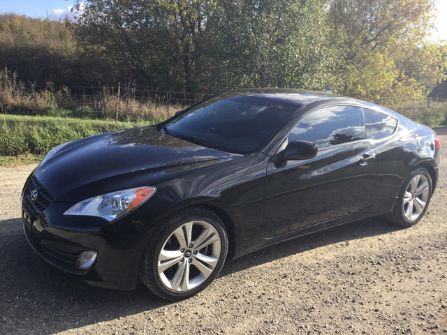 CERTIFIED 2010 Hyundai Genesis in Cars & Trucks in Oakville / Halton Region