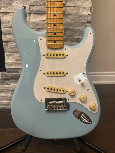 Fender Vintera 50s Stratocaster Modified - Daphne Blue, View more