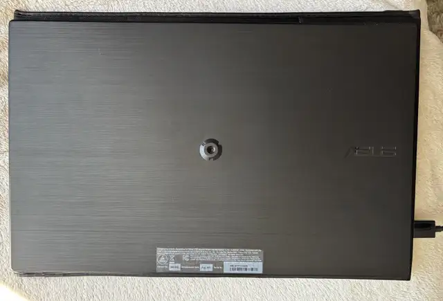 asus portable monitor mb165b in Monitors in Cambridge - Image 4