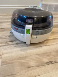 T-Fal ActiFry. Low oil Air Fryer wth Timer, automatic stirring p