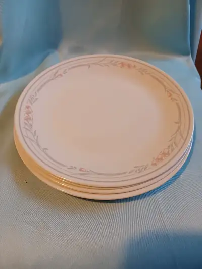 Vintage Corelle beige Rose pattern plates, View more