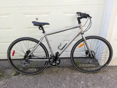 Vélo NORCO Indie avec cadenas, View more