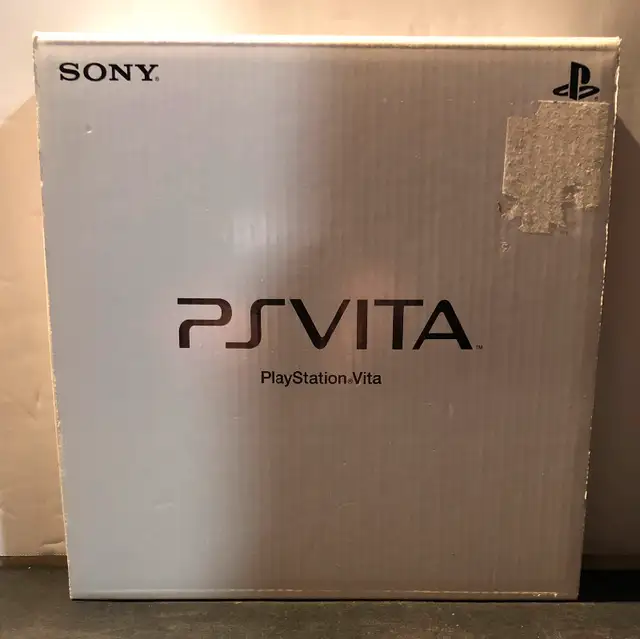 Sony PSVita PCH-1001 handheld Gaming Console - Vintage in Sony PSP & Vita in Mississauga / Peel Region - Image 6