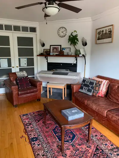 2 bedroom apartmnt   parking availab Petite Patrie July 8th-17th