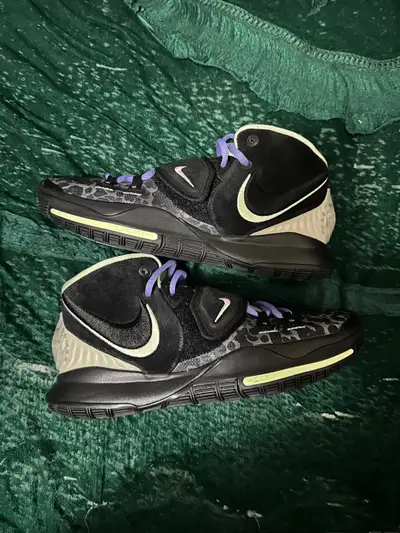 Nike Kyrie 6 Asia Size 8, View more