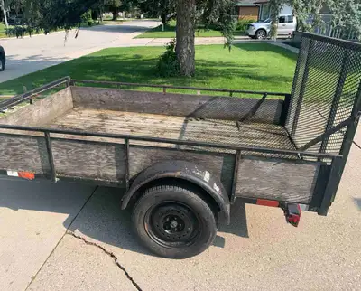 5wx8’3”L, solid well built trailer with loading ramp. haul 2-3 dirt bikes, riding mower ,snowblowers...