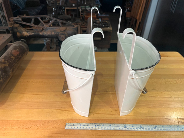 Vintage style hanging half buckets #1 & #2 in Outdoor Décor in North Bay - Image 4