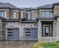 Beautiful Brand New Luxury 2 storey Townhouse in City of Barrie