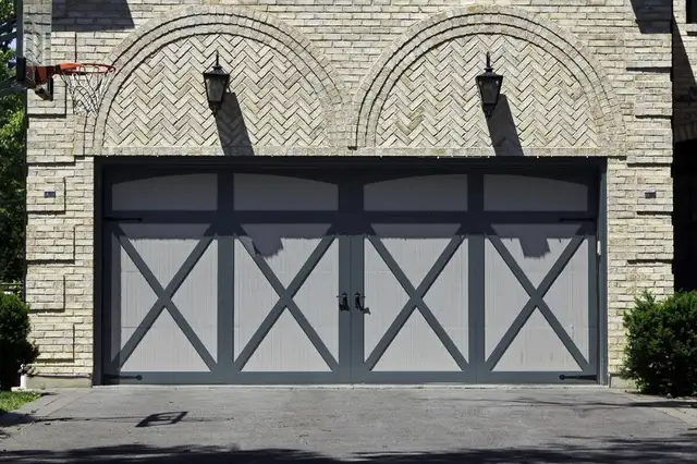 GARAGE DOOR REPAIR SERVICES63362356788609122