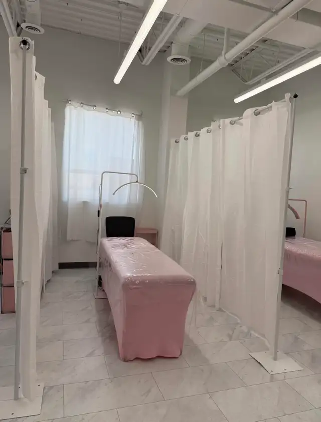 salon suites available for rent  in Commercial & Office Space for Rent in Mississauga / Peel Region - Image 7