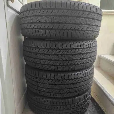 Selling a set of 4 Evertrek GT All-Season Tires, size 225/55R17: https://www.canadiantire.ca/en/pdp/...