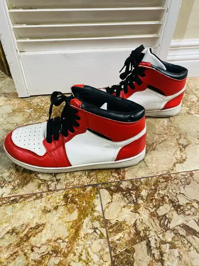 Shoes (US 9) - good condition, View more