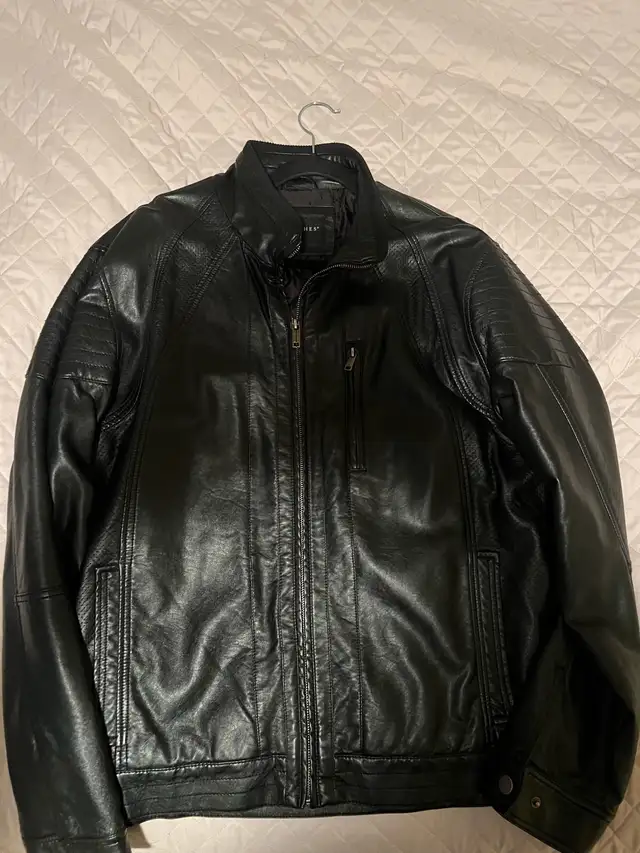 Britches Men’s Leather Jacket in Men's in Strathcona County - Image 3