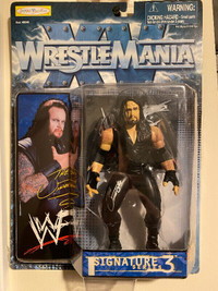 Collectibles: Undertaker Signature Series 3 AF unopened.